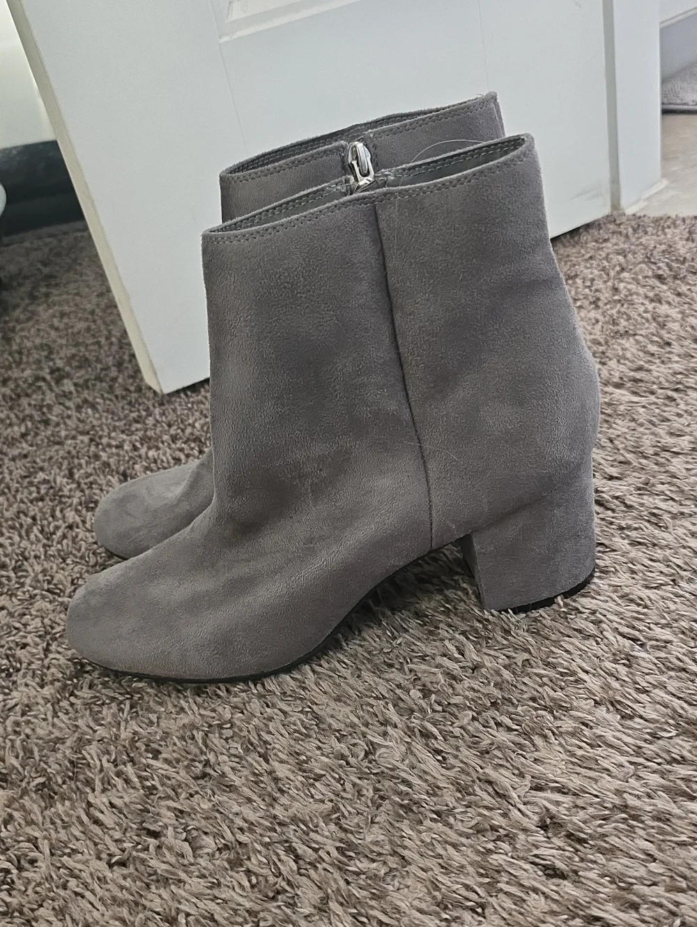 NWOT Women's Gray Suede Ankle Boots - Classic Block Heel